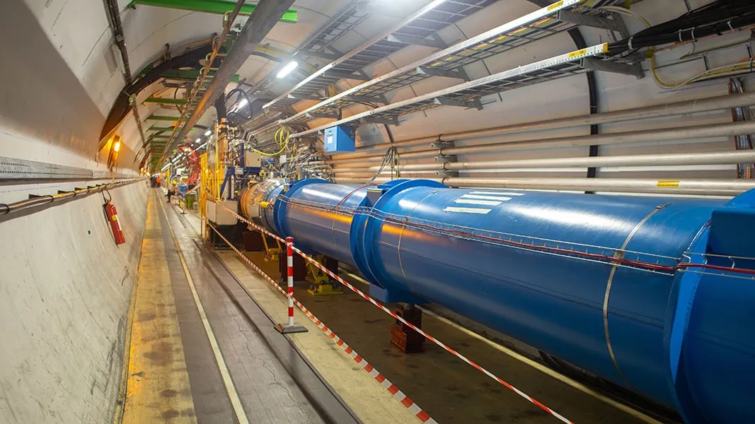 Accelerators And Vacuum Technology